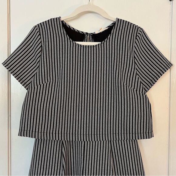 Vestique Romper Short Sleeve Open Back Black White Dot Print M - Picture 4 of 8